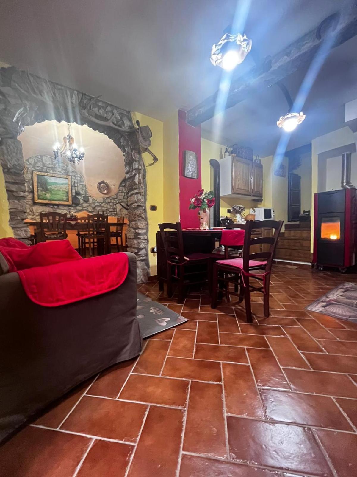 Willa Il Borgo Della Zittola Montenero Val Cocchiara Zewnętrze zdjęcie